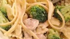 Easy Chicken and Broccoli Alfredo Thumbnail