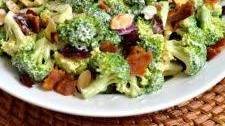 Healthy Broccoli Cranberry Almond Salad Thumbnail