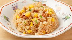 How to Make Japanese Fried Rice (Yakimeshi) At Home Thumbnail