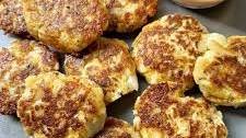 Cheesy Cauliflower Bites Thumbnail