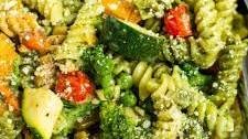 Creamy Pesto Pasta Primavera Thumbnail