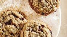 Ultimate Chocolate Chip Cookies Thumbnail