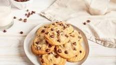 Original NESTLÉ® TOLL HOUSE® Chocolate Chip Cookies Thumbnail