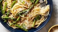 Asparagus Pasta with Lemon and Parmesan Thumbnail