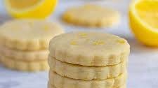 Melt-In-Your-Mouth Lemon Shortbread Cookies Thumbnail