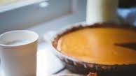 The BEST Pumpkin Pie Recipe Thumbnail