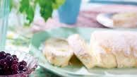 Lemon and lavender meringue roulade with blueberries Thumbnail