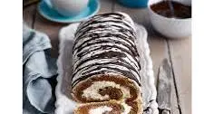 Chocolate and hazelnut meringue roulade Thumbnail