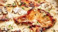 Easy Creamy Pork Chops Thumbnail