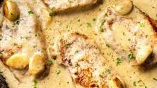 Creamy Garlic Pork Chops Thumbnail