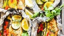 Grilled Salmon in Foil with Vegetables Thumbnail