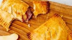 Ham, Cheese and Apple Turnover Thumbnail