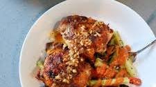 LEMON GARLIC CHICKEN THIGHS WITH ROASTED VEGGIES Thumbnail