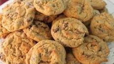 Peanut Buttery Cookies Thumbnail