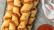 Pizza Sticks Recipe Thumbnail