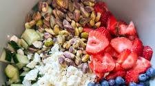 SUMMER BERRY QUINOA SALAD WITH STRAWBERRY VINAIGRETTE Thumbnail