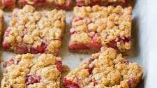 Strawberry Rhubarb Bars Thumbnail