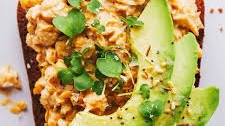 5-Minute Spicy Chickpea Salad Thumbnail