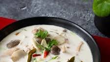 Authentic Tom Kha Gai (Thai coconut chicken soup) Thumbnail