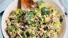 Tahini Broccoli Salad Thumbnail