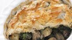 Mushroom, spinach & potato pie Thumbnail