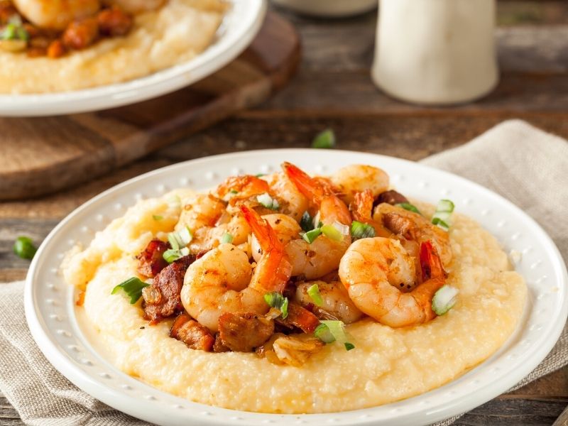 what to serve with shrimp and grits for brunch
