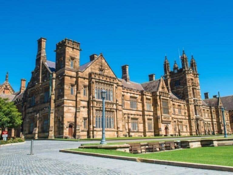 which is better university of melbourne or university of sydney