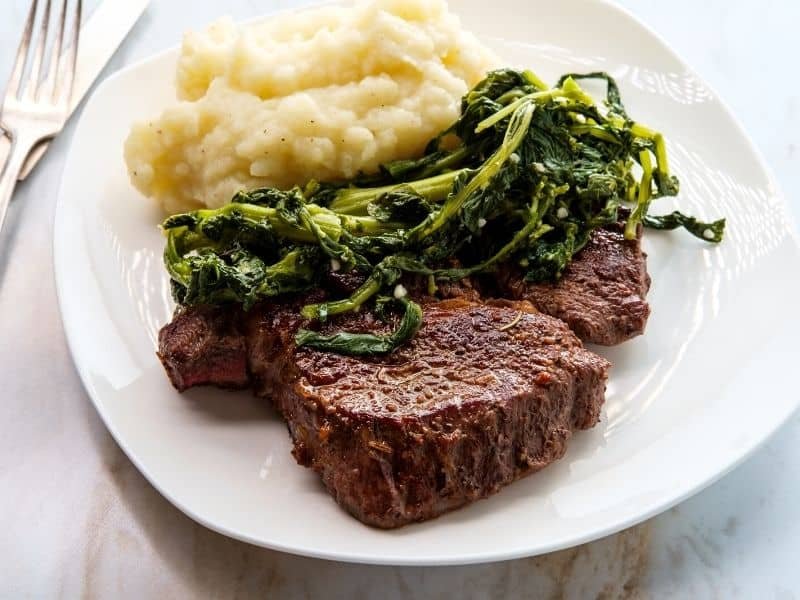 mashed potatoes and steak