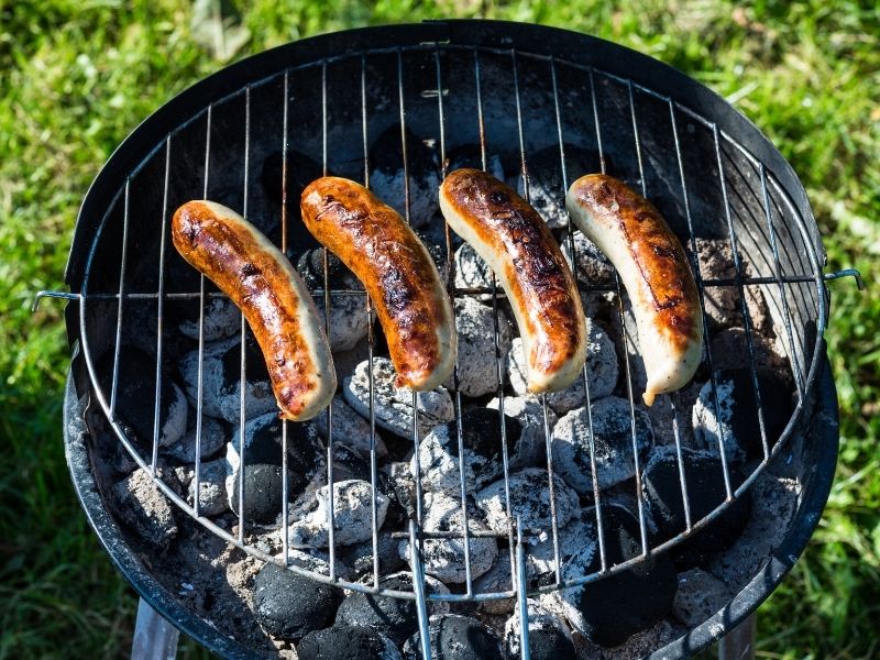 What Goes With Brats: The Perfect Sides for Your Next Grill Out