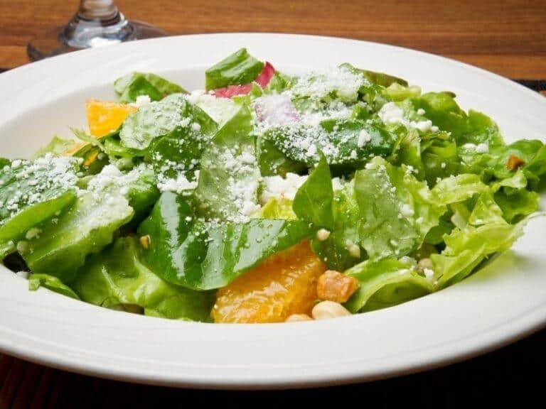 What Goes With Salad For Dinner 13 Great Ways