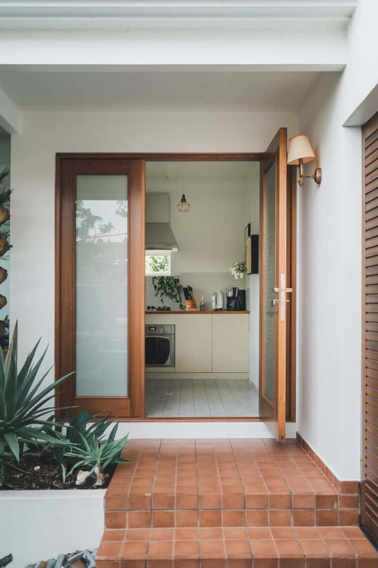 21 Home Entrance Kitchen Ideas You’ll Love - ostrali.com