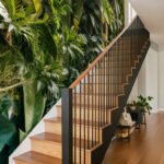 home-wall-green-staircase-aaaaa-33374